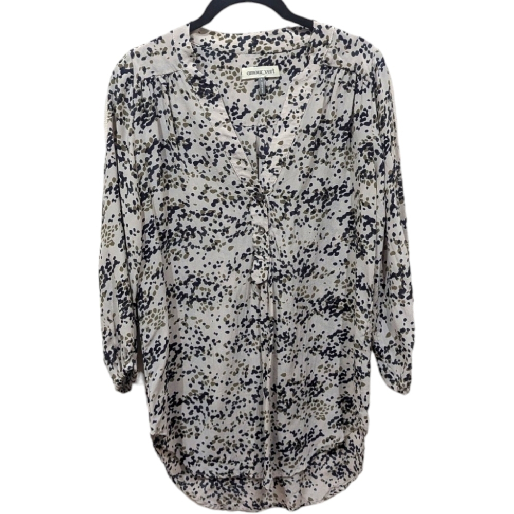 Amour Vert Dappled Print Neutral Silk Partial Button up Popover Top (S)